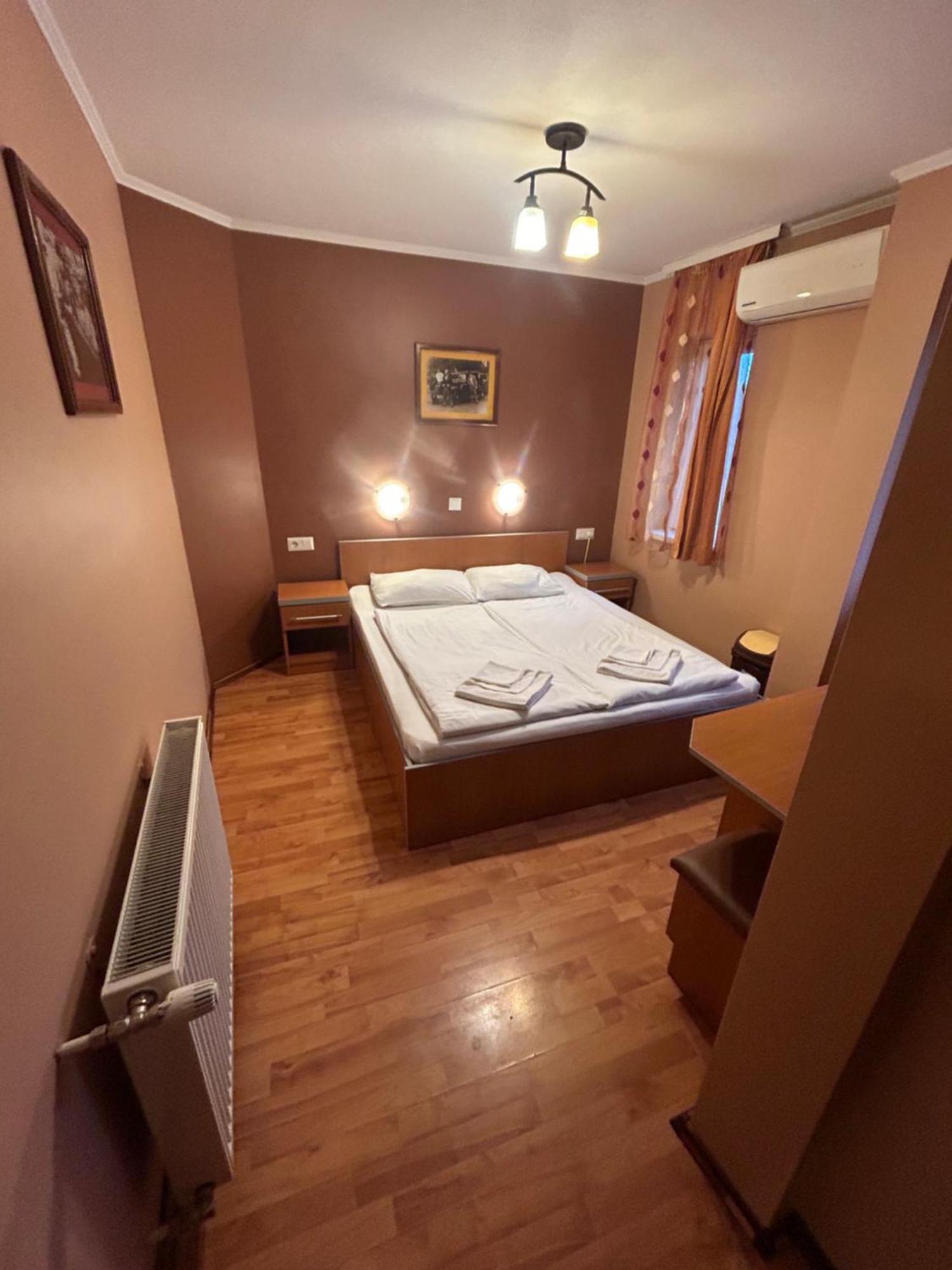 Motel Al Capone Satu Mare Exterior photo